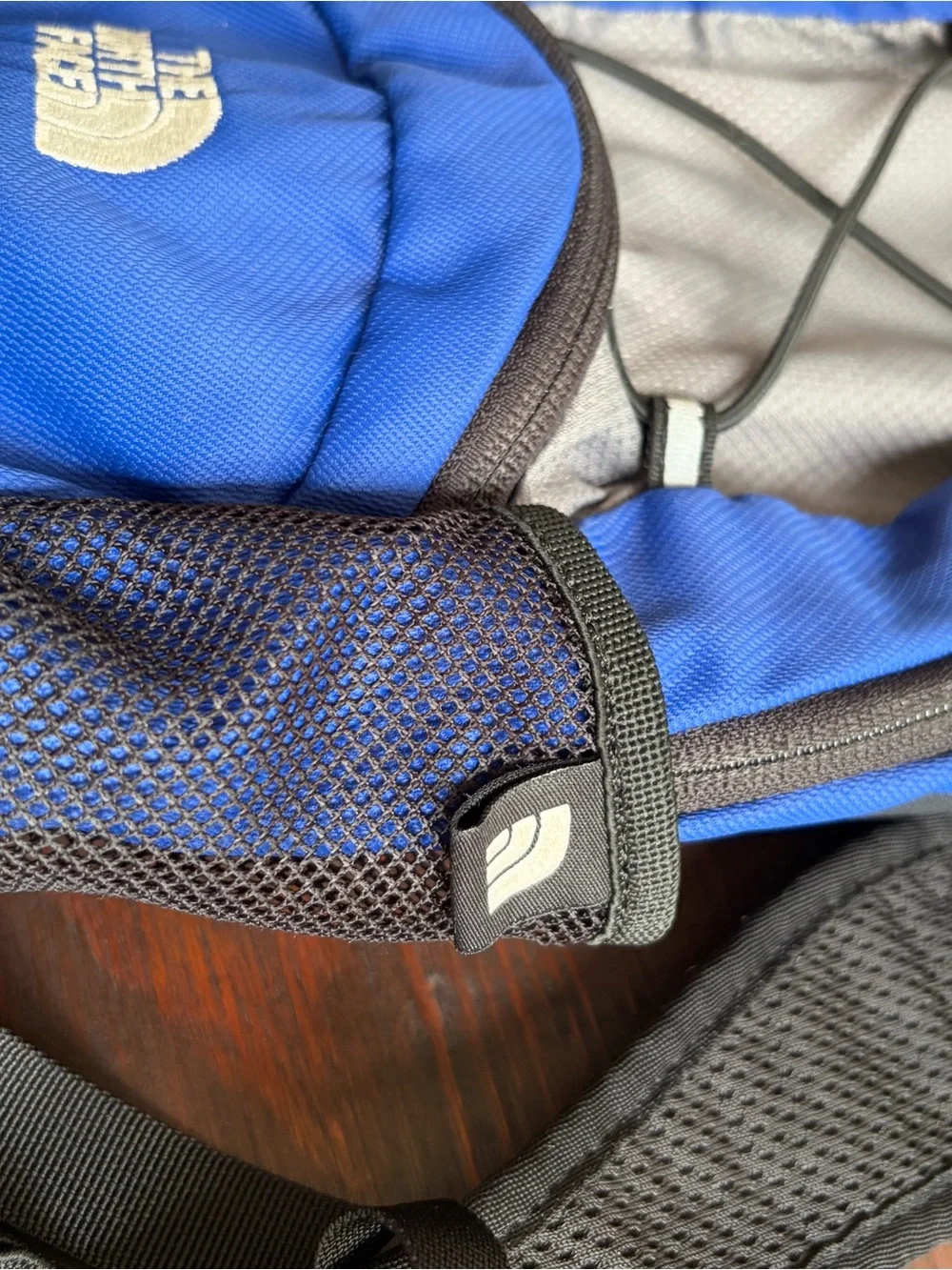 The North Face Lightweight Hiking Travel Carry On Day Backpack Blue Slim Hydro